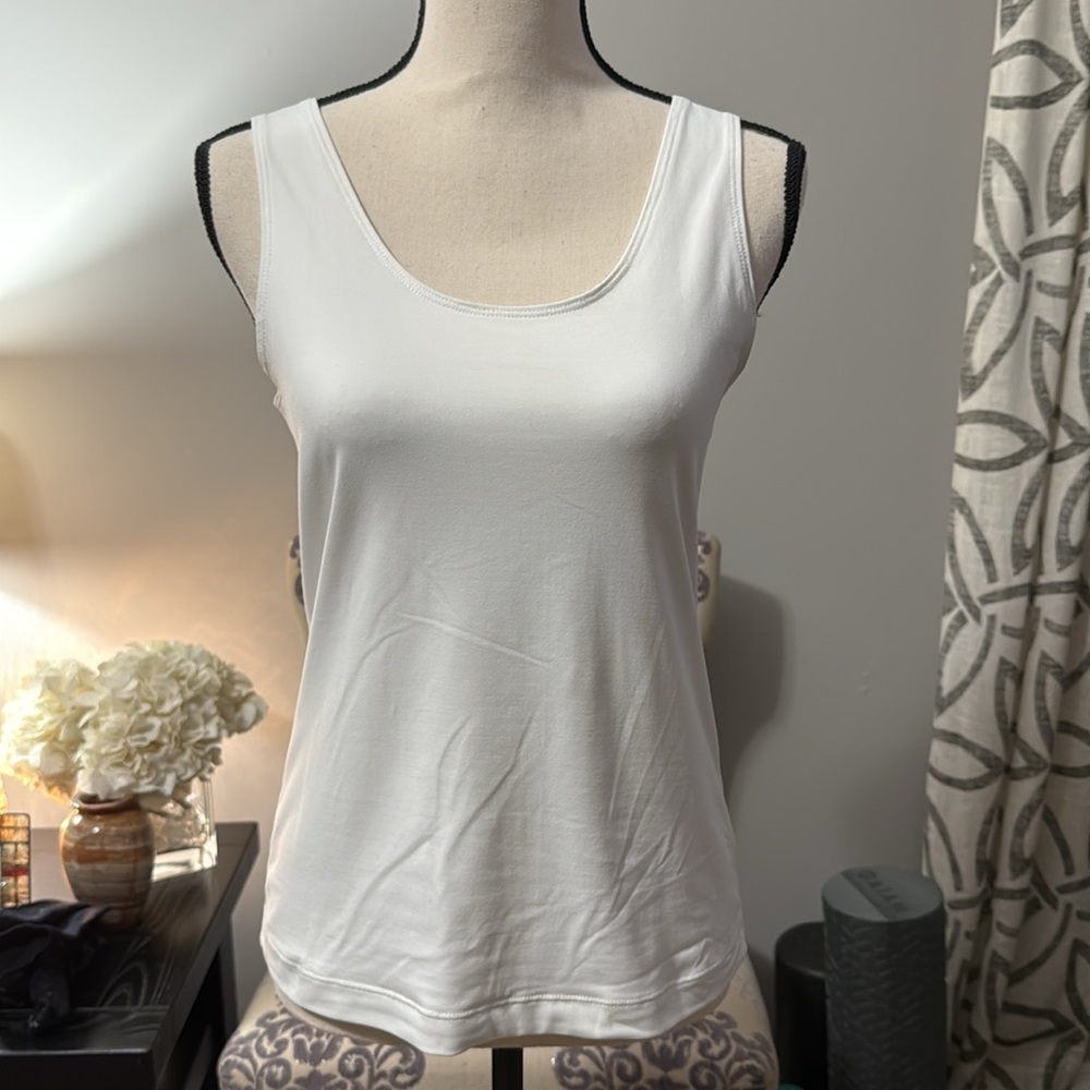 Chico’s Tank Tops size 1 (4 tanks) - Picture 5 of 9